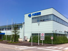 事務所建屋を覆うグリーンカーテン
