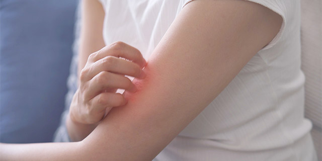 持続的な胸やけの潜在的な原因