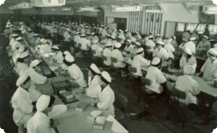 昭和30年代マダムジュジュ製造風景