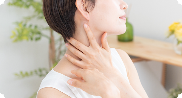 首元のパックに！