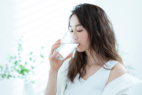 適切な量の水分補給をする