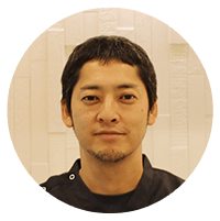 安成英輔先生
