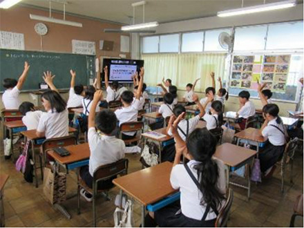 オンラインで実施したトイレ特別授業の様子